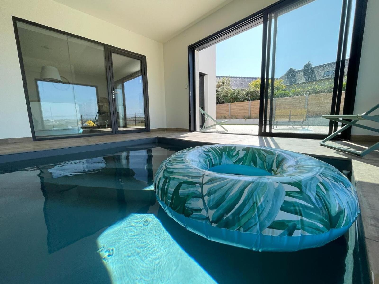 Magnifique Maison Vue Mer Avec Piscine Interieure カランテック エクステリア 写真
